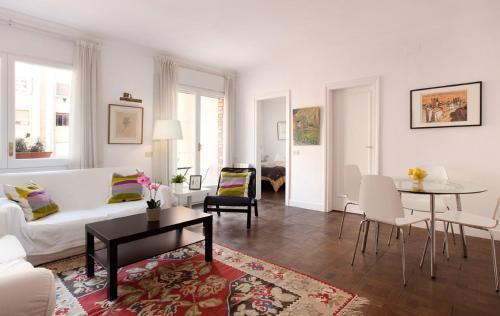 Letsgo Camp Nou Apartment Barcelone Extérieur photo