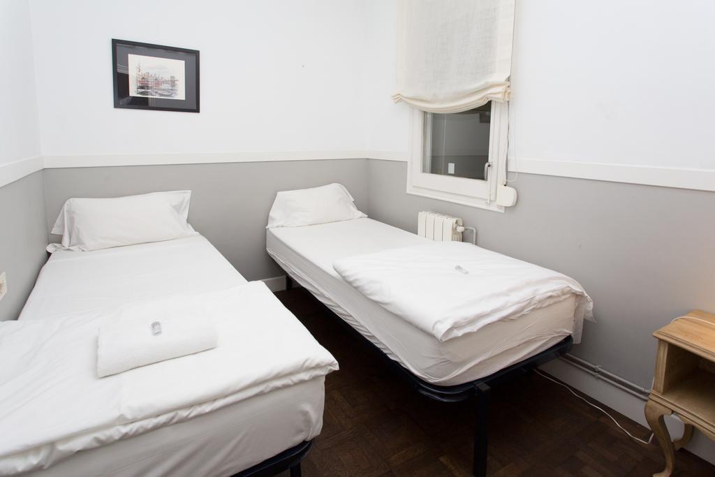 Letsgo Camp Nou Apartment Barcelone Extérieur photo
